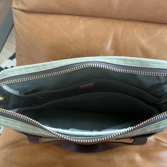 Filson Briefcase - Picture 3 of 9